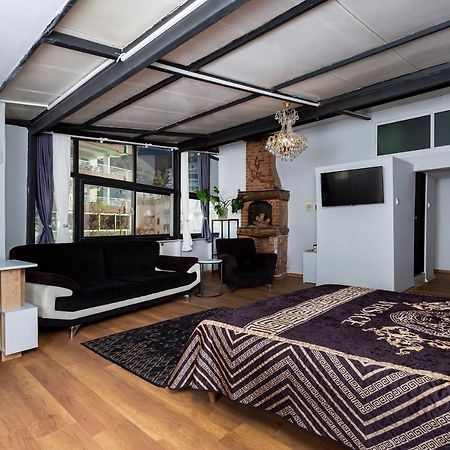 8 Rooms House Balçova Eksteriør billede