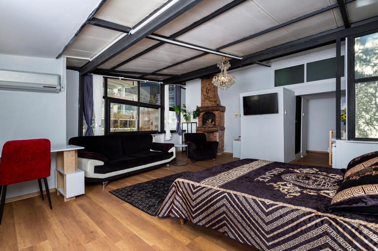 8 Rooms House Balçova Eksteriør billede