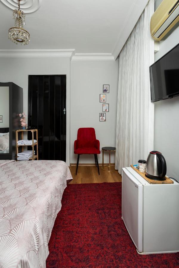 8 Rooms House Balçova Eksteriør billede